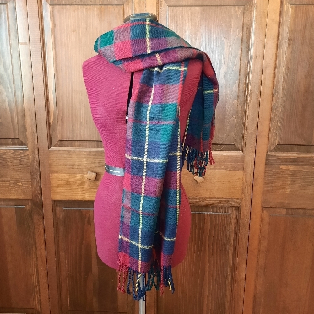 Cashmere Look 100% acrylic soft red green blue plaid fringe scarf